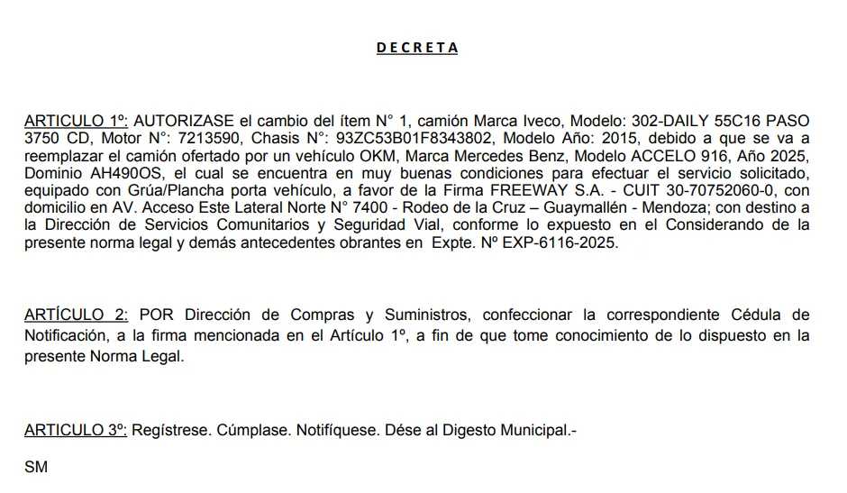 Detalle del decreto en expediente donde se adjudica la grúa 0 km en Guaymallén